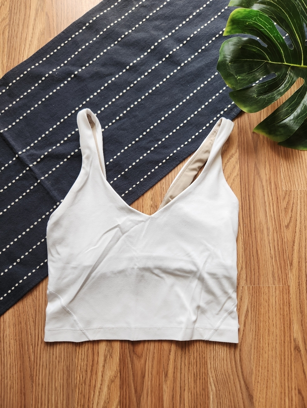 Lululemon Align Tank Top V Neck White Size 2